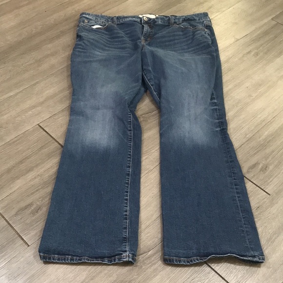 Torrid Slim BootCut Medium Wash Jeans size 20R - Picture 4 of 9